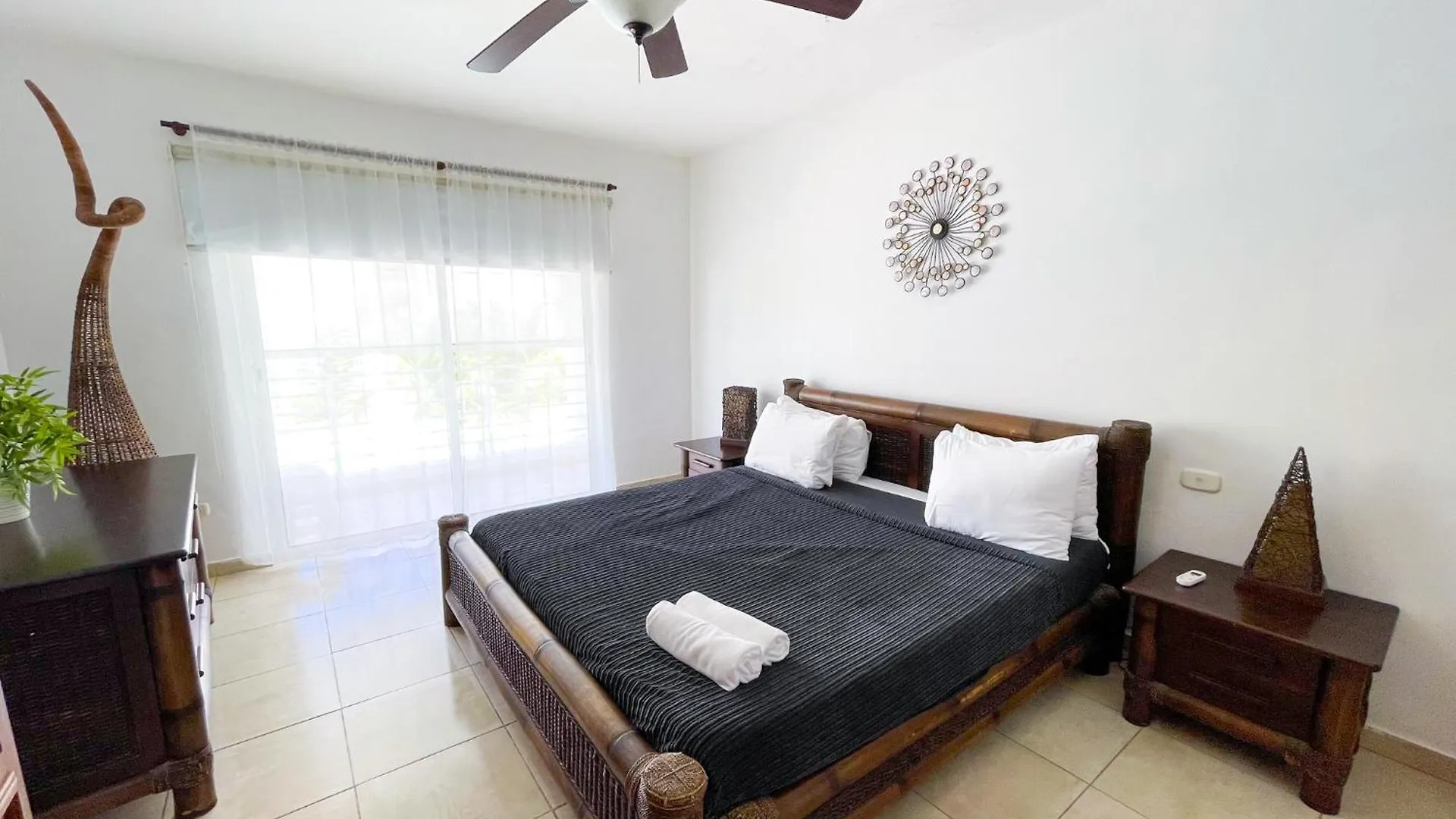 Caribbean Mojito Beach Hotel Wifi Villas And Apartments Long Term Los Corales Beach Club & Spa Пунта-Кана